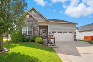 70 Waterford Blvd, Fairborn, OH 45324 - Photo 1