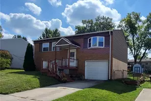 330 Ellenwood Dr, Dayton, OH 45449 - Photo 1