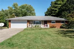 1237 Old Springfield Rd, Vandalia, OH 45377 - Photo 1