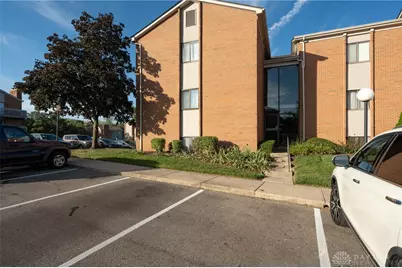 1104 Arrowhead Crossing #B, West Carrollton, OH 45449 - Photo 1