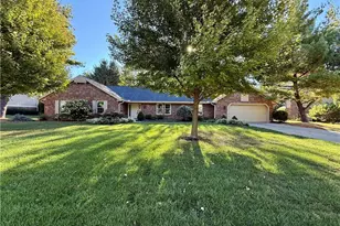 9214 N Creek Ln, Dayton, OH 45458 - Photo 1