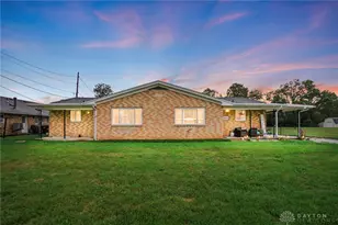 608 E 4th St, Franklin, OH 45005 - Photo 1