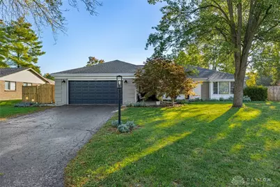 121 S Village Drive, Centerville, OH 45459 - Photo 1