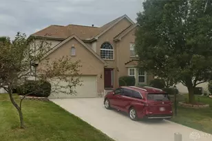 2548 Hillsdale Dr, Beavercreek, OH 45431 - Photo 1