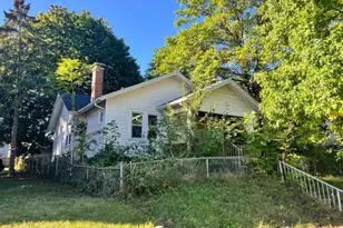 124 Knecht Dr, Dayton, OH 45405 - Photo 1