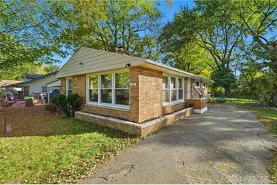 122 Lake Shore Drive, Medway, OH 45341 - Photo 1