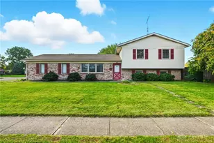 201 N Henry St, New Carlisle, OH 45344 - Photo 1