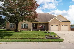 830 Glensdel Dr, Dayton, OH 45417 - Photo 1
