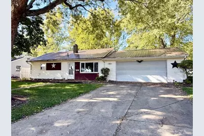 218 Lyndhurst Drive, Piqua, OH 45356 - Photo 1