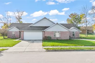 2722-2724 Fairview Ct, Troy, OH 45373 - Photo 1