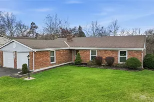 1923 Centerbrook Ct, Springfield Township, OH 45240 - Photo 1