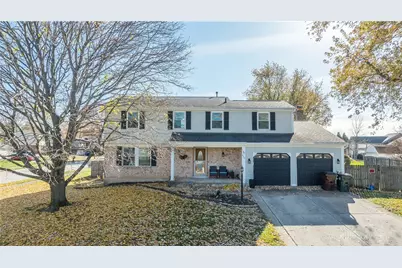 900 Moonlight Drive, Englewood, OH 45322 - Photo 1