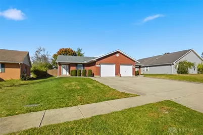 1073 Hunters Run Drive, Lebanon, OH 45036 - Photo 1