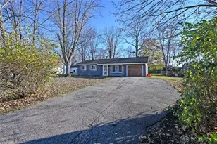 1033 Poinciana Dr, Franklin, OH 45005 - Photo 1