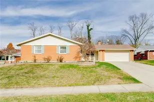 3162 Sherwood Park Dr, Springfield, OH 45505 - Photo 1