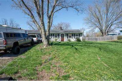 701 Easter Drive, Franklin, OH 45005 - Photo 1
