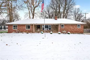 800 W Dorothy Ln, Dayton, OH 45409 - Photo 1