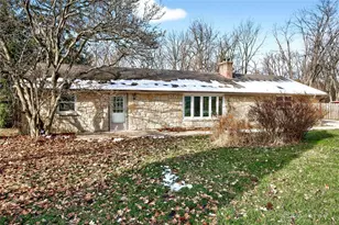 1571 Sycamore Ave, Beavercreek, OH 45432 - Photo 1