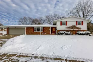 618 Dorado Dr, Fairborn, OH 45324 - Photo 1