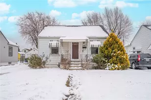 2920 Lansing Dr, Dayton, OH 45420 - Photo 1