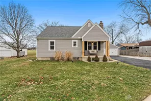 6065 Shull Rd, Dayton, OH 45424 - Photo 1