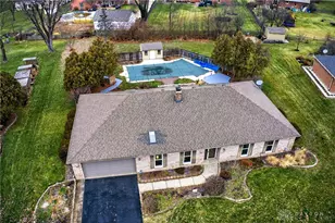 1451 Roamont Dr, Dayton, OH 45459 - Photo 1