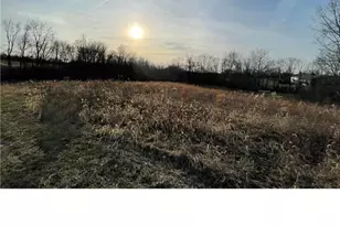 22 Hunters Glen Dr, Adams Township, OH 45177 - Photo 1