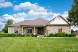 2659 Stonebridge Dr, Troy, OH 45373 - Photo 1