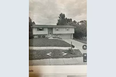 818 Sir Guy Court, Miamisburg, OH 45342 - Photo 1