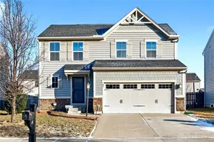 63 Waterford Blvd, Fairborn, OH 45324 - Photo 1