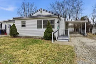 946 N South St, Wilmington, OH 45177 - Photo 1