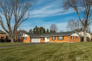 699 Essex Way, Dayton, OH 45429 - Photo 1