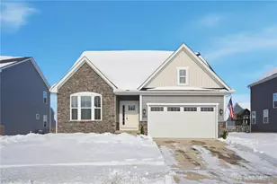 6018 Boxelder Dr, Tipp City, OH 45371 - Photo 1