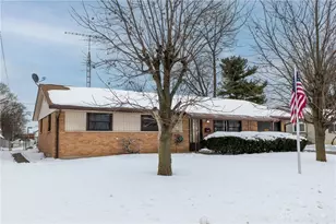 208 Shaw Rd, Englewood, OH 45322 - Photo 1