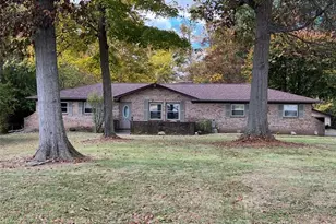 2985 New Market Banta Rd, West Alexandria, OH 45381 - Photo 1