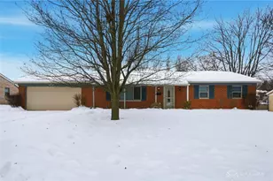 174 Waterford Dr, Dayton, OH 45458 - Photo 1