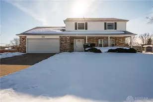 7106 Cranlyn Dr, Englewood, OH 45322 - Photo 1