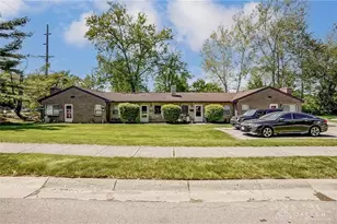 35 Edgebrooke Dr, Springboro, OH 45066 - Photo 1