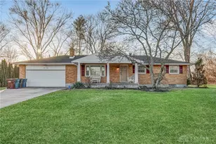 7275 McKenna Pl, Englewood, OH 45322 - Photo 1