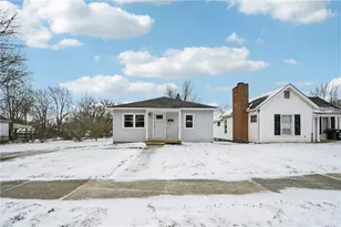 581 Washington Ave, Urbana, OH 43078 - Photo 1