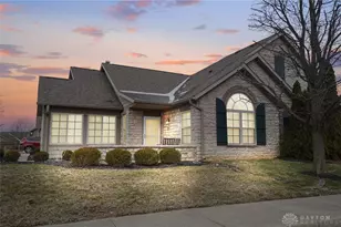 682 Sagamon Dr, Beavercreek, OH 45434 - Photo 1