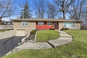 648 N Tanglewood Dr, Springfield, OH 45504 - Photo 1
