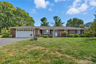 631 Augusta Dr, Fairborn, OH 45324 - Photo 1