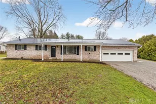 345 Valleyview Dr, Troy, OH 45373 - Photo 1