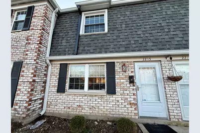2215 Crew Circle, West Carrollton, OH 45439 - Photo 1