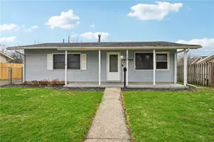 1529 Bowman Dr, Xenia, OH 45385 - Photo 1