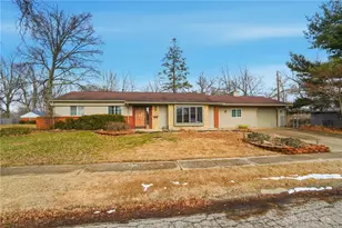 167 W Goodman Dr, Fairborn, OH 45324 - Photo 1