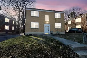 245 Valleyview Dr, Dayton, OH 45405 - Photo 1