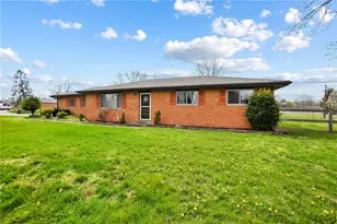 180 Chestnut Ave, Carlisle, OH 45005 - Photo 1