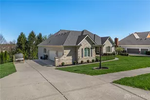 2824 Ash Ridge Dr, Beavercreek, OH 45434 - Photo 1